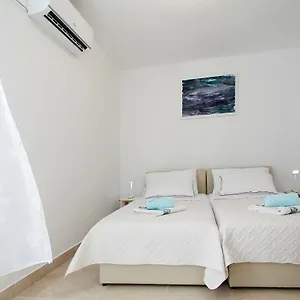 King's Garden Apartamento
